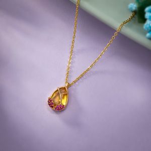 Ladies Designer Tear Drop Gold Plated Pendant With Chain