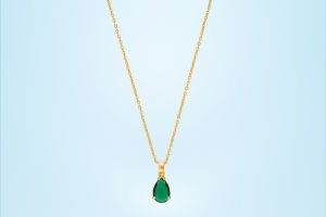 Ladies Fancy Teardrop Gold Plated Pendant With Chain