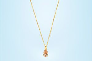 Ladies Fancy Teardrop Gold Plated Pendant With Chain