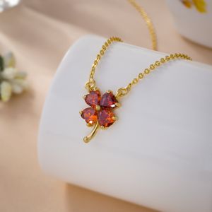 Ladies Lucky Clover Gold Plated Pendant With Chain
