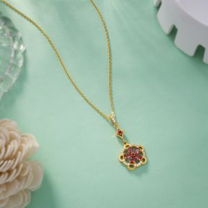 Ladies Elegant Blossom Gold Plated Pendant With Chain