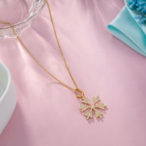 Ladies Frosted Elegance Gold Plated Pendant With Chain