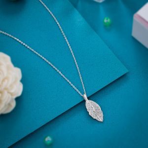Ladies German Silver Leaf Pendant With Chain