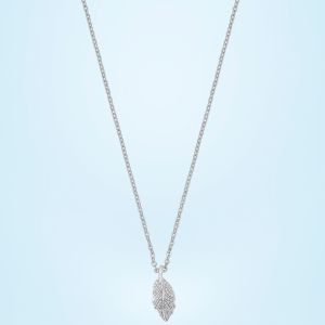 Ladies German Silver Leaf Pendant With Chain