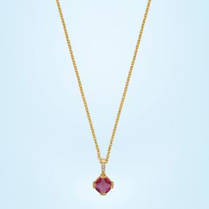 Ladies Stylish Emerald Gold Plated Pendant With Chain