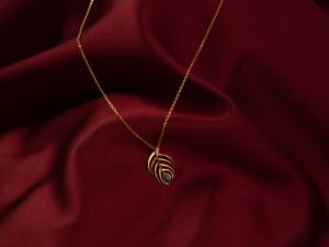 Ladies Peacock Feather Design Gold Plated Pendant With Chain