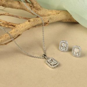 Diamond Pendant Set