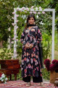 Alia Cut Frock Set
