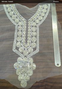 White Embroidery Neck Patche