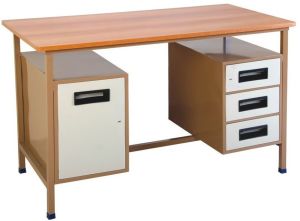 Wooden Office Table
