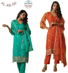 Gulaabo Ladies Suits