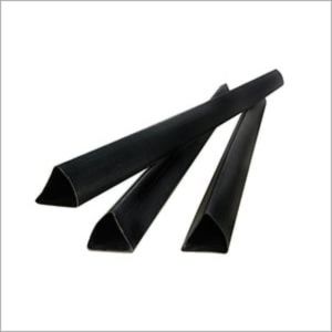 Triangular Splash Bar