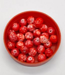 Red Marble Print Glass Beads