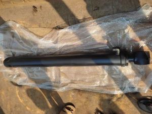 Cat 424B Boom Cylinder