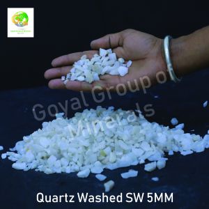 Snow White 5mm Quartz Washed Grit