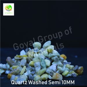 10mm Semi Washed Quartz Grits