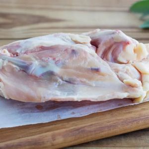 Fresh Chicken Soup Bones