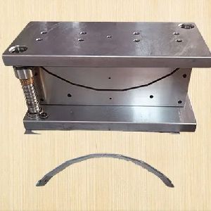 Forming Tool and Holding Arm