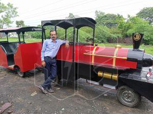 Electric Trackless Train