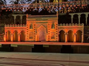 Indian Milky White Fiber Wedding Stage