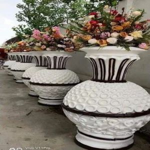 4 Feet White Fiber Flower Pot