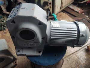 2 HP GTR Helical Gear Motor with Brake – 9 RPM | 440V | Heavy Duty Industrial Gearbox
