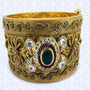 AB05 Gold Bangles