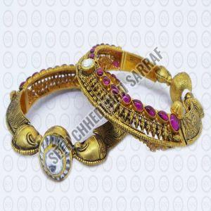 AB18 Gold Bangles