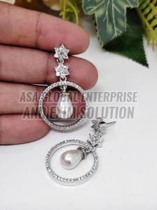 Ladies Brass Pearl Earring