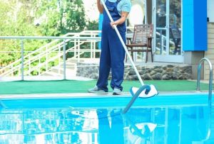Swimming Pool Maintainence Service