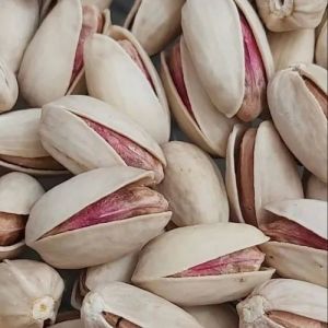 Long Akbari Pistachio Nut