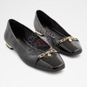 Ladies Leather Flat Shoes