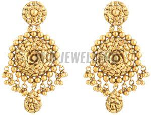 Ladies Daily Wear Gold Earrings