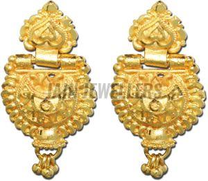 Ladies Solid Gold Earrings