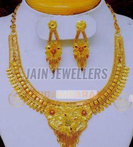 Luxury Gold Necklace Set