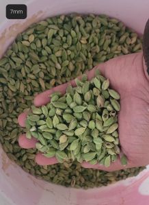 7mm Plus Green Cardamom