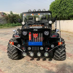 Black Open Modified Jeep Service