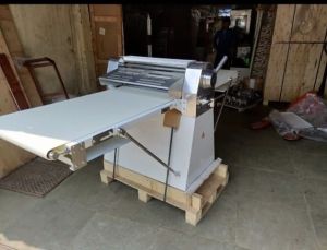 Dough Sheeter Machine