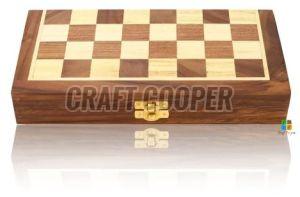 Wooden Magnetic Chess Set