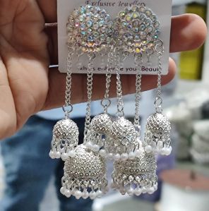 Party Wear Ladies Artificial Earrings