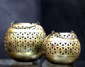 15cm Decorative Brass Bowls with Floral Design