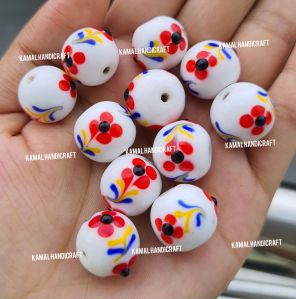 White Fancy Round Glass Bead