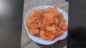 Dried Papaya Cubes