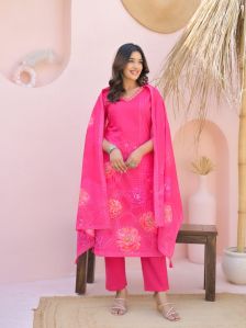 Ladies Cotton Floral Printed Kurta Pant &AMP; Dupatta Set