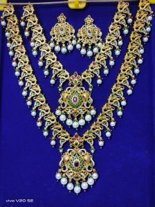 Gold Plated Traditional South Indian Necklace Combo Set