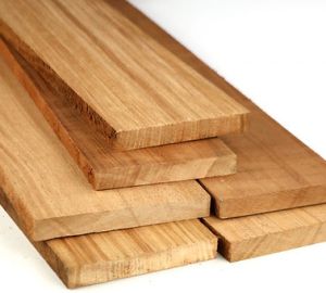 Rectangular Brown Sawn Sizes Wood Planks