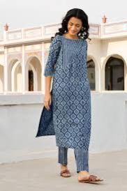 Printed Women\'s Pure Cotton Straight Kurtis