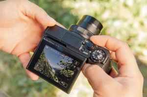 Compact Digital Camera