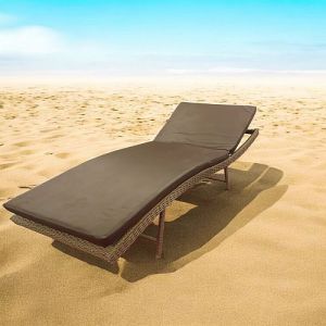Coastal Comfort Lounger