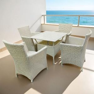 The Airweave Outdoor Dining Set